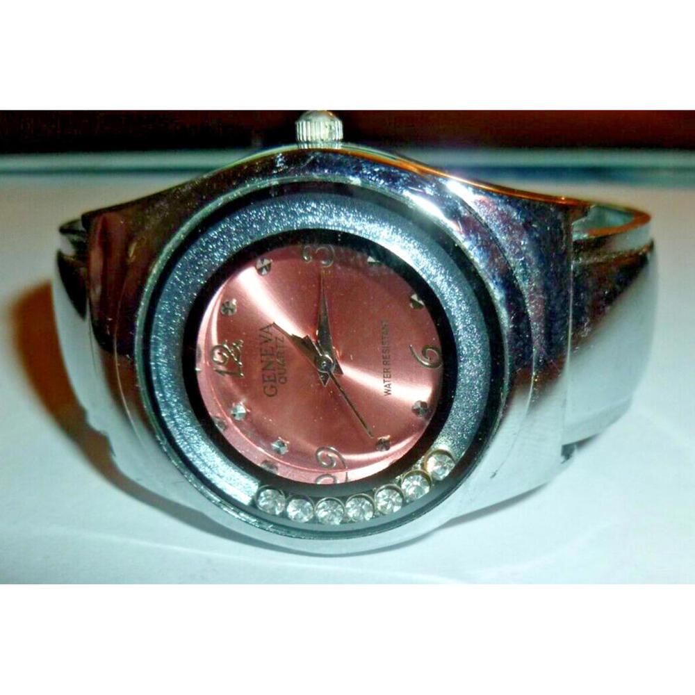 GENEVA Ladies Watch Hinged‎ Cuff Moving Crystals Quartz Water Resistant
